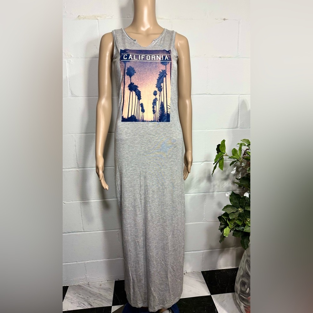 Enough about me vey comfortable, and cute Maxi Dress size Small